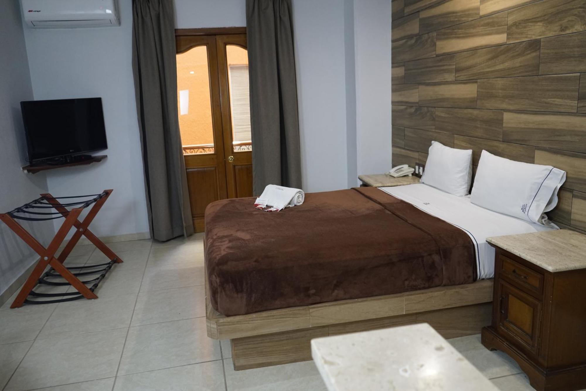 Hotel Santiago De Compostela - Centro Historico Guadalajara