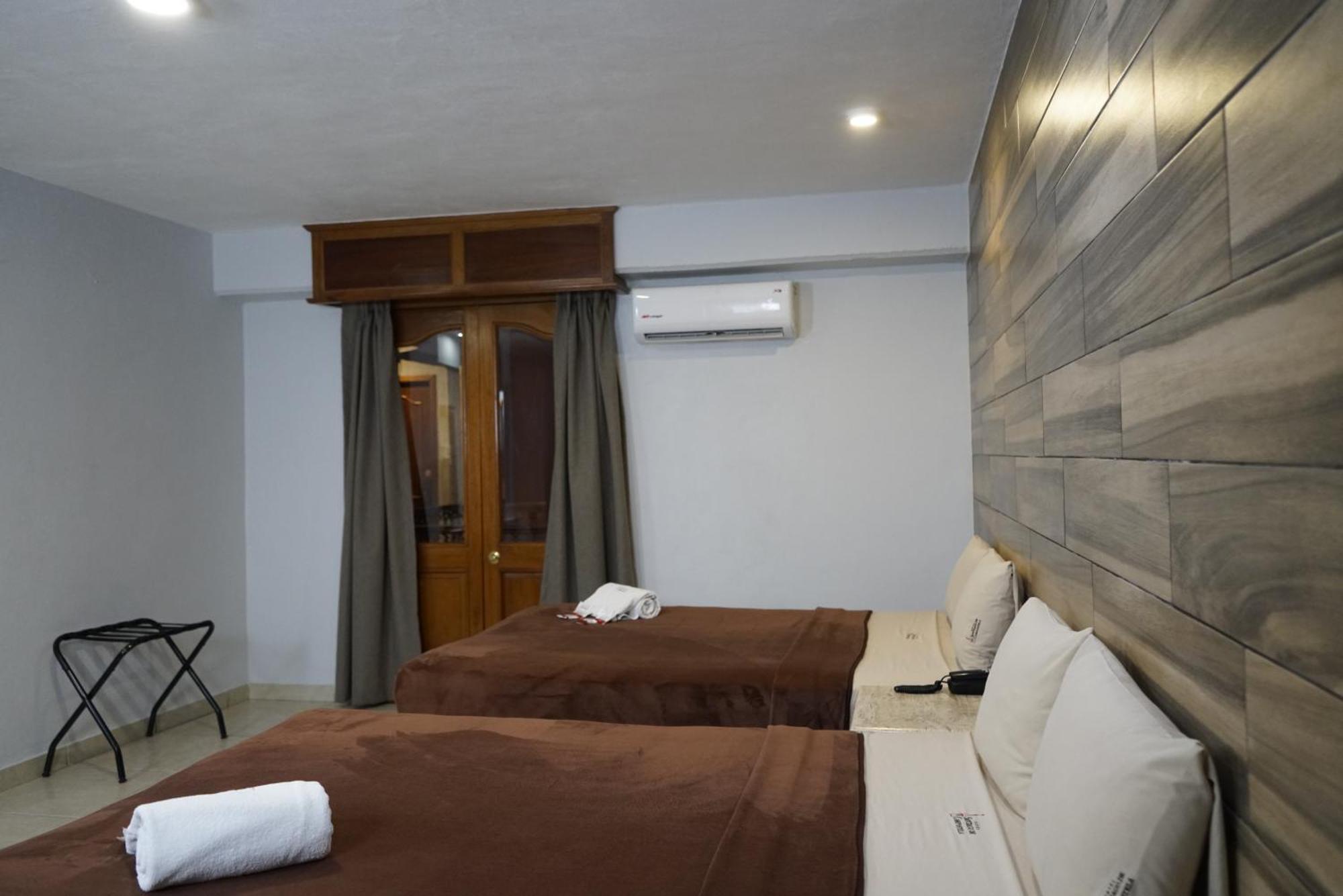Hotel Santiago De Compostela - Centro Historico 4*
